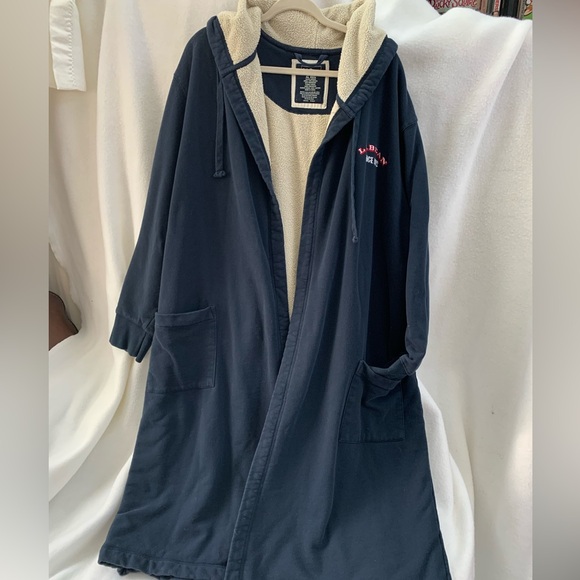 XL Vintage Navy Fleece Lined Hooded Robe. Comfy & Classic. Belt replaced w/ red - Picture 4 of 12